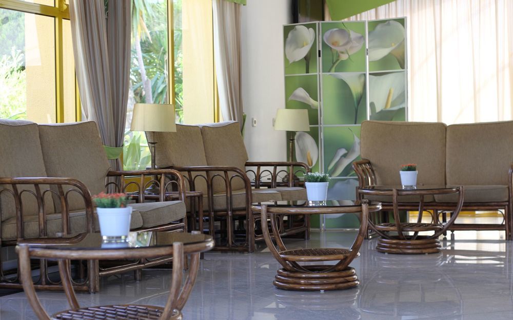 Hotel Pinhal Do Sol Quarteira Exterior foto