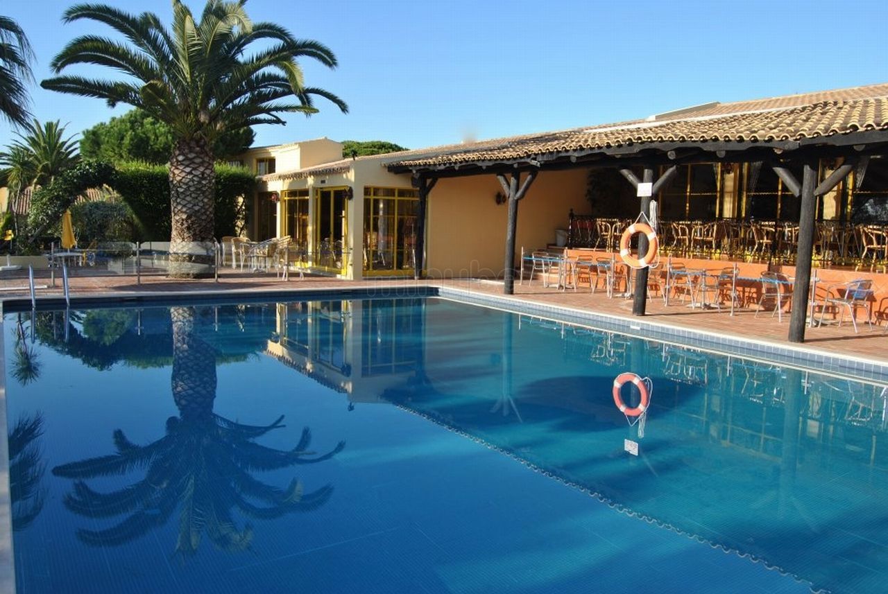 Hotel Pinhal Do Sol Quarteira Exterior foto